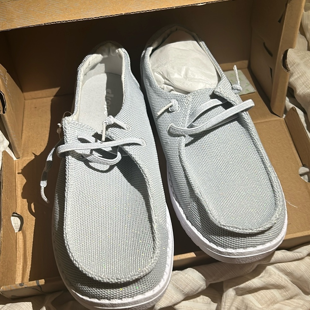 Drope sparkle grey slip on sneakers
